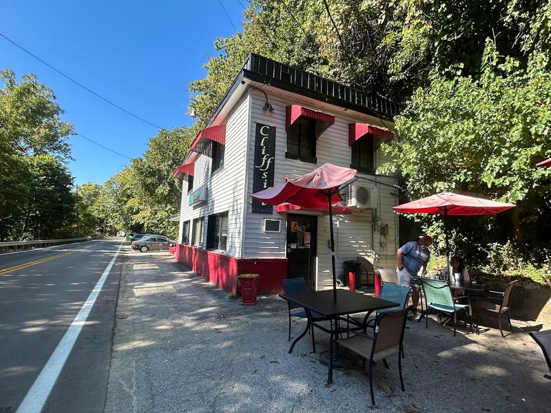 Frankfort makes the meal easy to pair with a day out