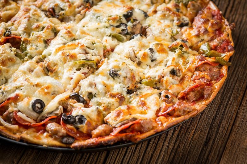13 Kansas Pizza Destinations That Make The Road Trip Worth It - Decor Hint Rosati's Pizza