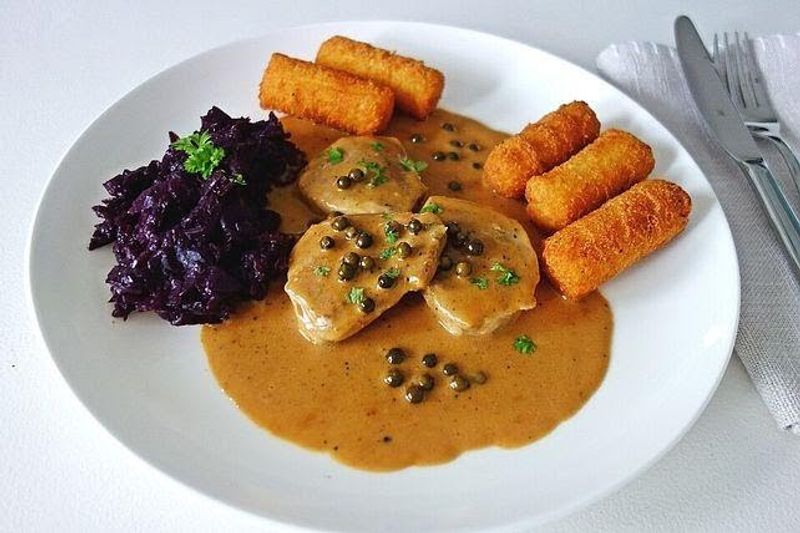 Oma's Schnitzel Haus, Hope Mills