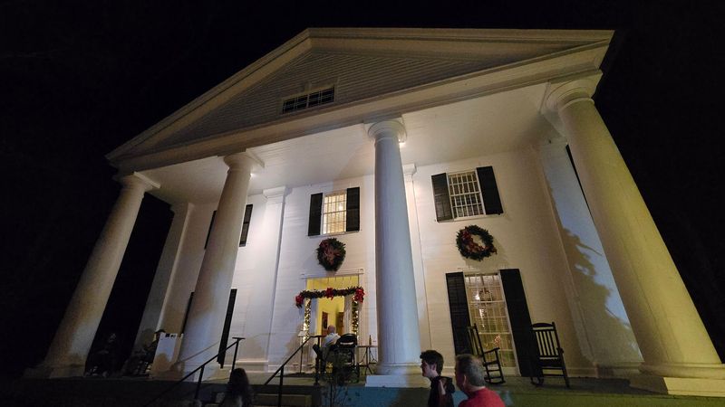 13 Historic Plantations In Georgia That'll Transport You To Another Time - Decor Hint Bulloch Hall