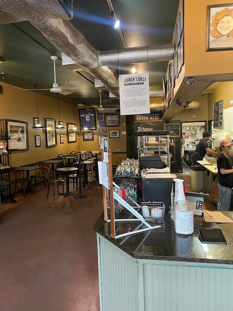 Reuben's Deli
