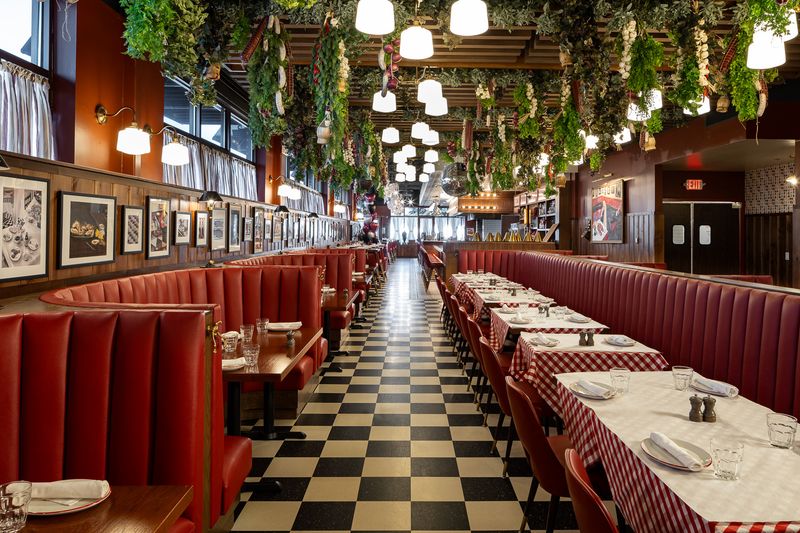 Vinny's Clam Bar