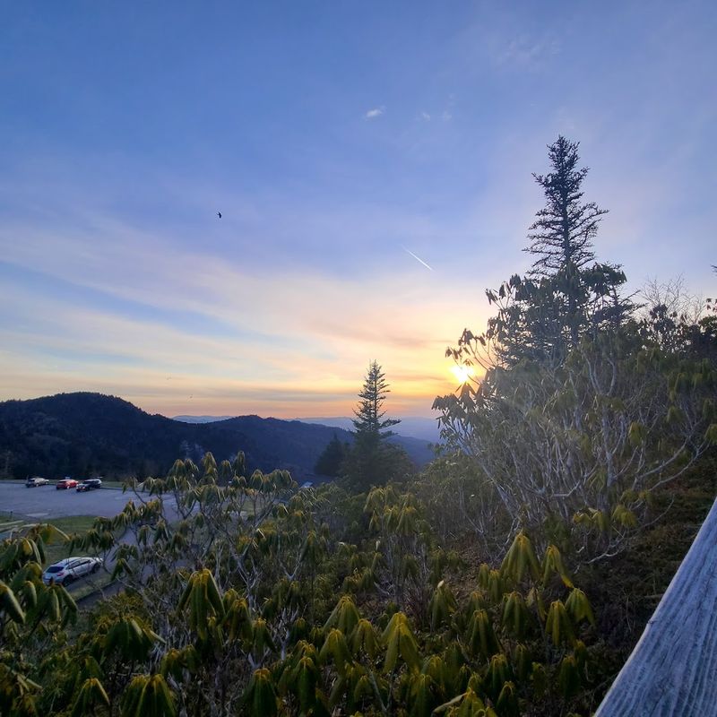 Wake Up To These 9 Unforgettable Sunrise Spots In North Carolina - Decor Hint Waterrock Knob