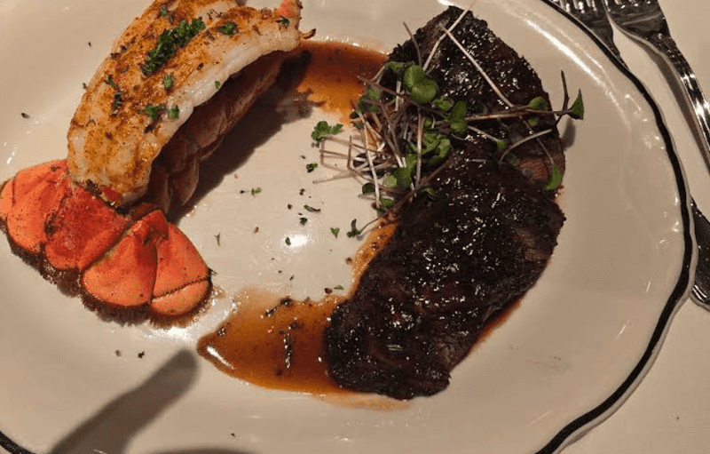 The Alcove Restaurant & Lounge