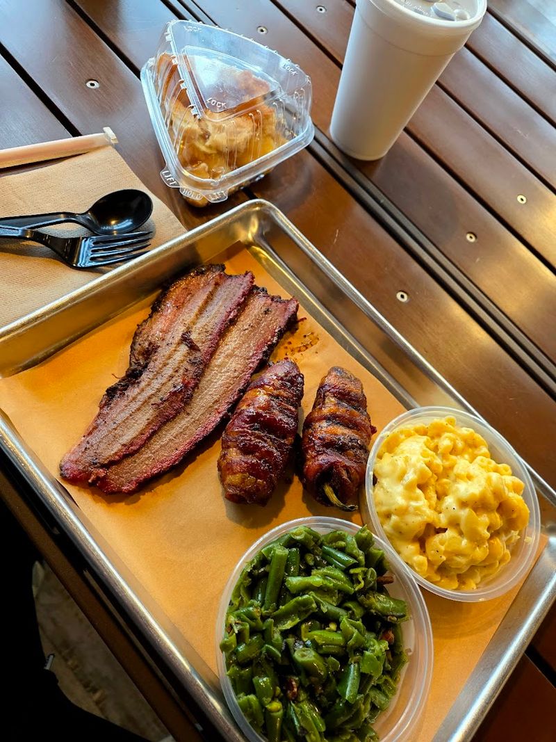 12 Utah BBQ Joints Keeping The Original Smokehouse Legacy Alive - Decor Hint Lost Texan BBQ