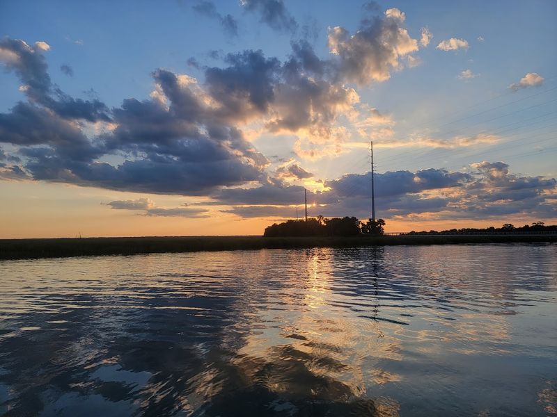 Waterfront Dining on Lazaretto Creek