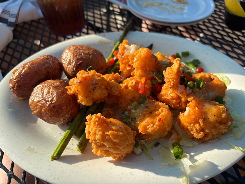 This Georgia Coastal Café Is A Must-Visit For Fish And Chips Fans - Decor Hint Consistently Strong Food and Service, Visit After Visit