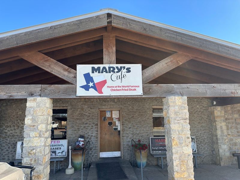 Mary's Cafe, Strawn