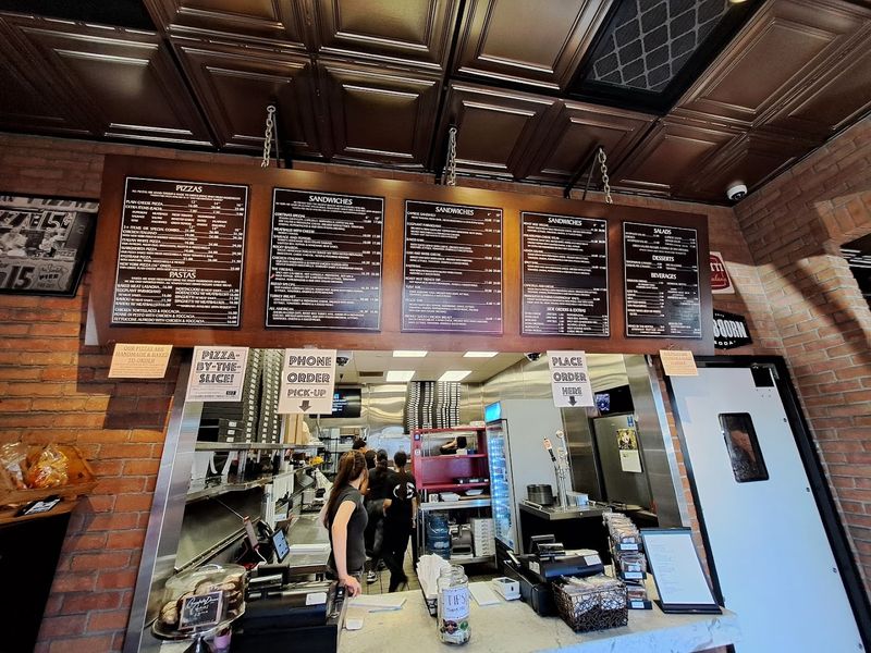 Cortina's Italian Market & Pizzeria, California