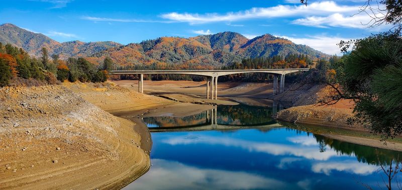 Lakehead and Shasta Lake, California
