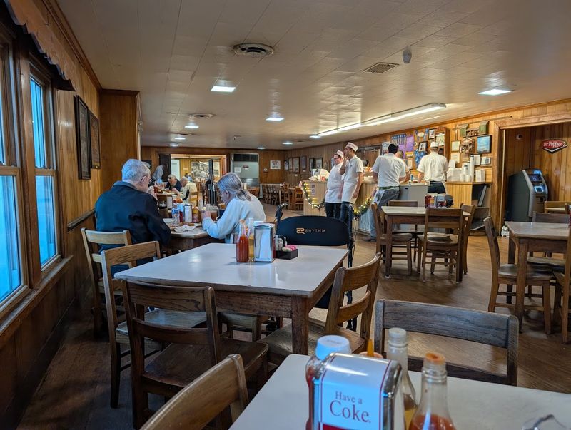 Parker's Barbecue, Wilson