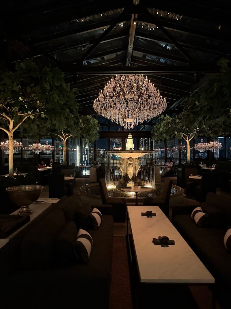 RH Rooftop Restaurant at RH Columbus