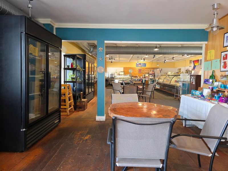 Shayna B's By The Sea, Westbrook