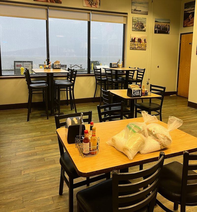 The Fish Peddler Bay City 