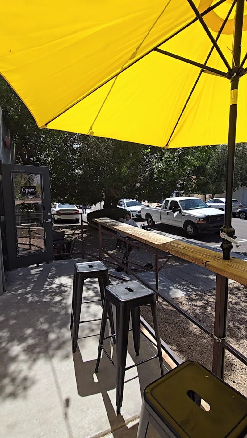 Fourtillfour Cafe