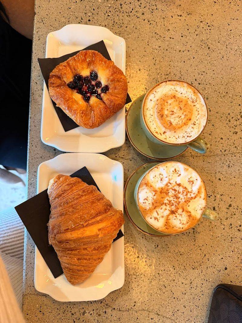 Beacon Coffee Co. & Mercantile