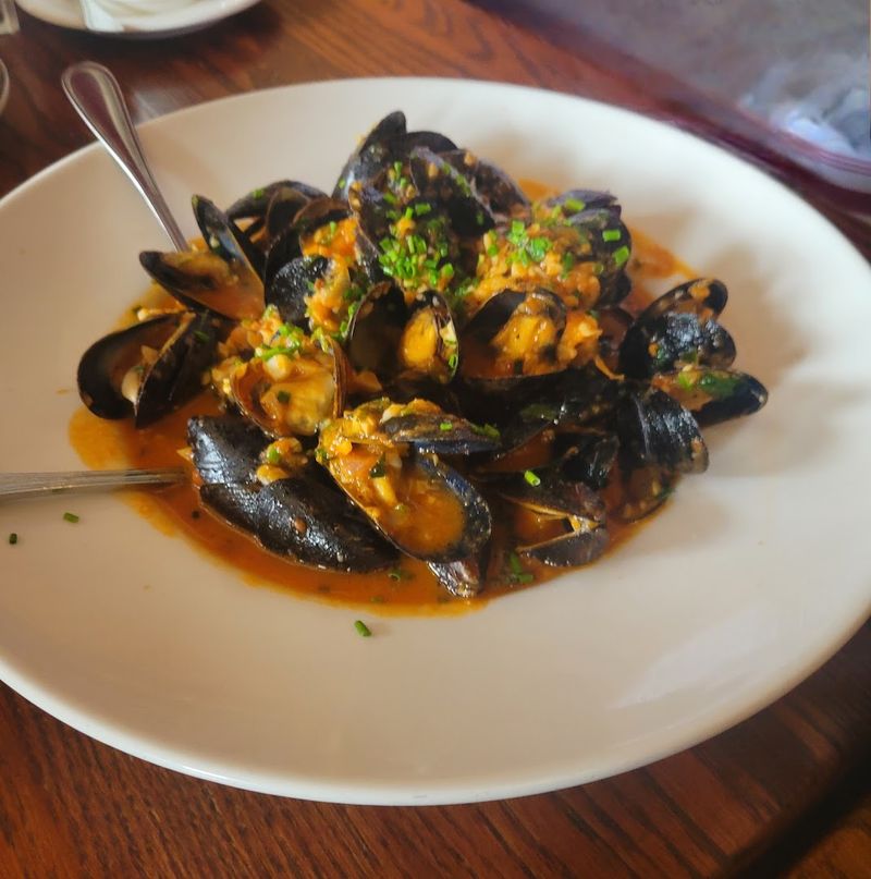 These Are The Delaware County, Pennsylvania Restaurants Locals Don't Get Tired Of - Decor Hint La Belle Epoque Cafe, Media