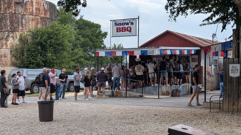 Snow's BBQ 