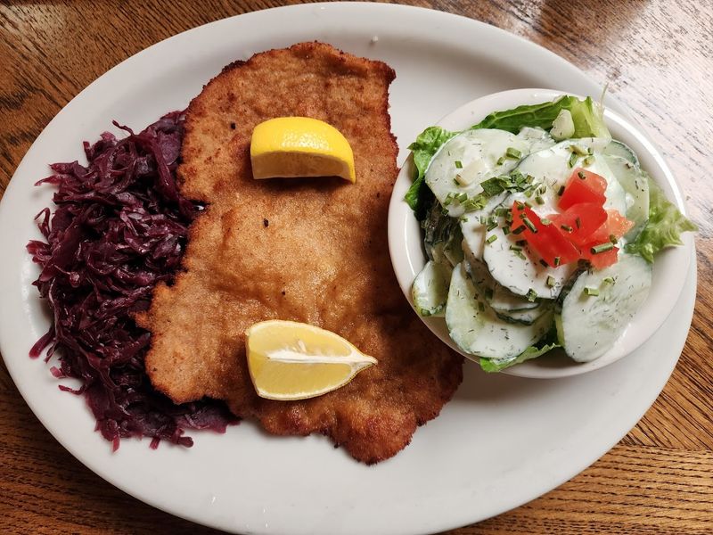 Berliner Kindl German Restaurant, Black Mountain