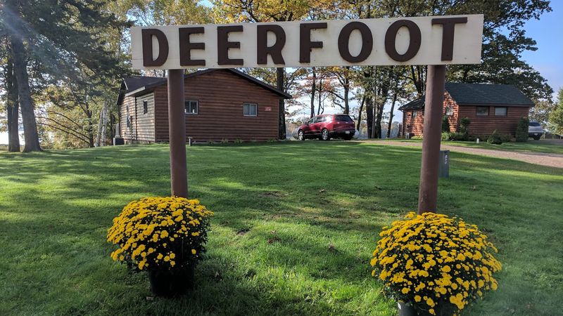 Deerfoot Lodge & Resort 