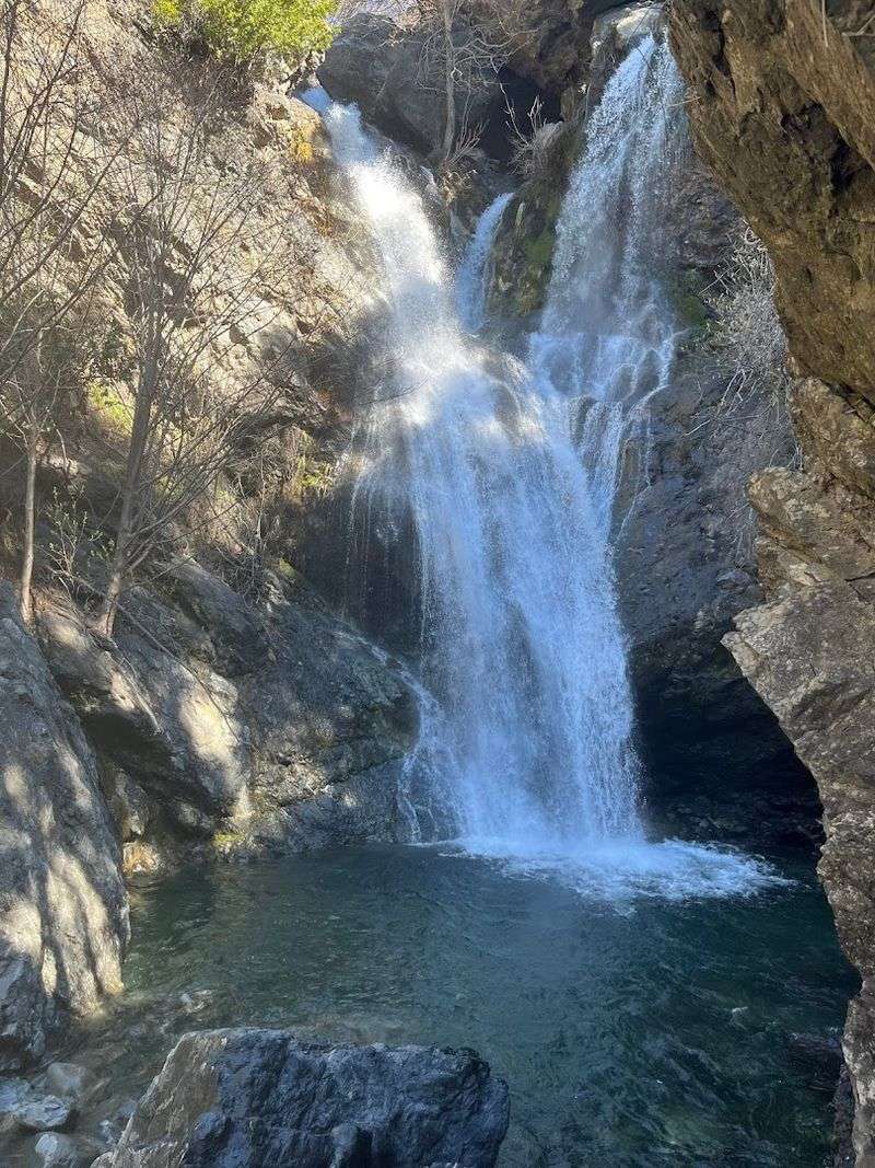 14 Breathtaking Waterfalls In California That Will Leave You Speechless This Spring - Decor Hint Salmon Creek Falls, Big Sur