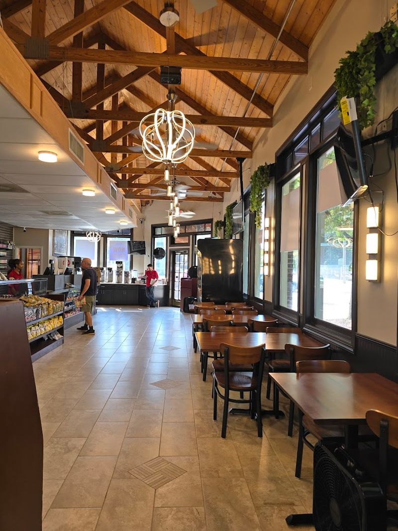 12 Locations With Jewish-Inspired Flavors And Legendary Sandwiches In Charlotte, North Carolina - Decor Hint 7th St. NY Deli