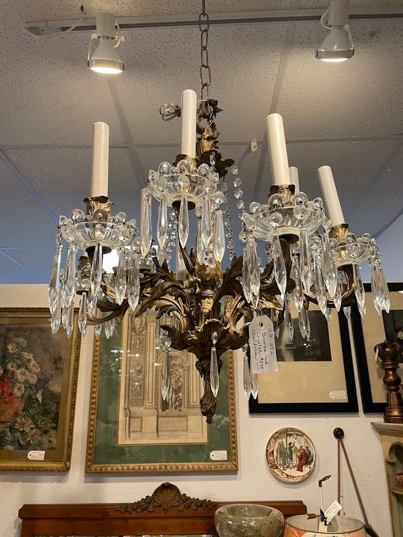 Unique Decor Items That Stand Out From Mass Production