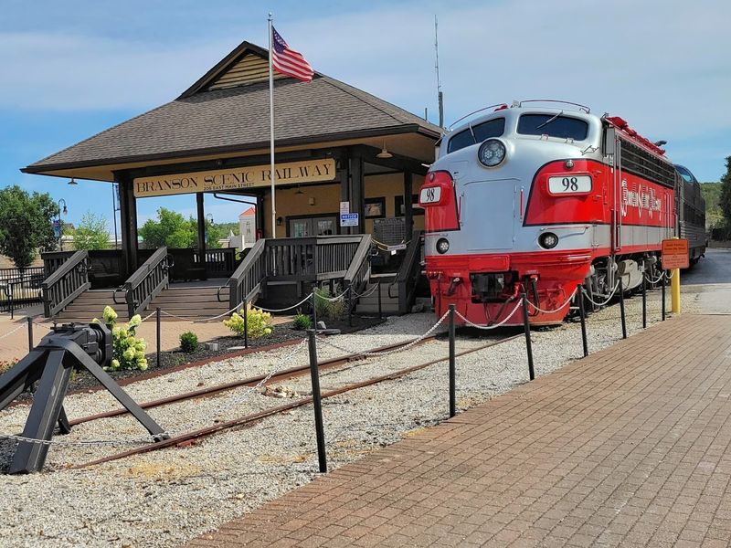 Branson Scenic Railway, Branson
