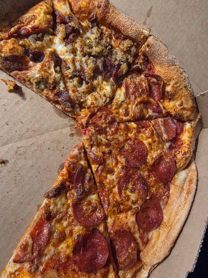 14 Texas Pizza Places Serving Slices You'll Dream About - Decor Hint Frank's Pizza