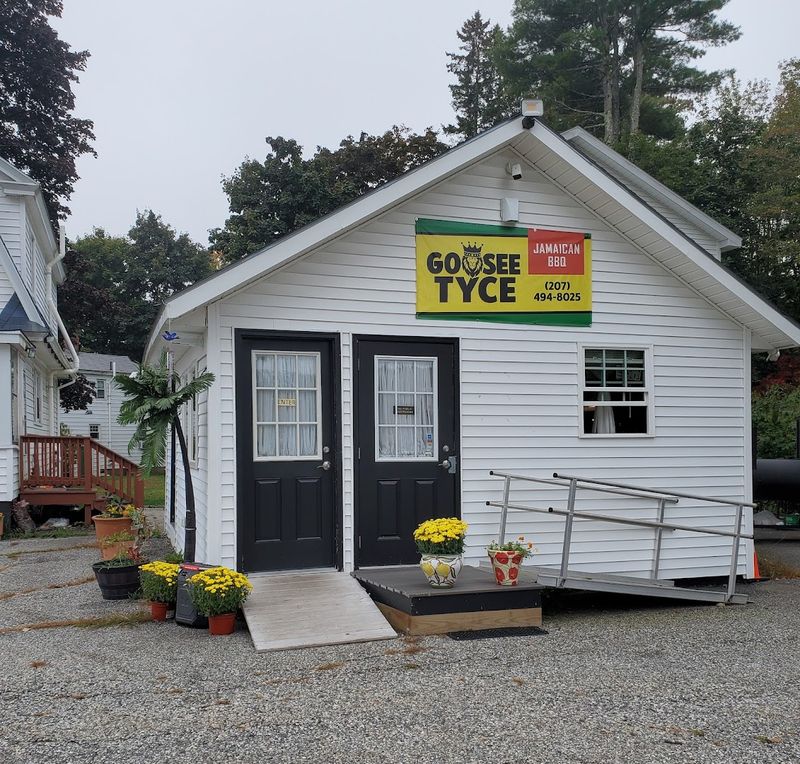  Go See Tyce BBQ Saco