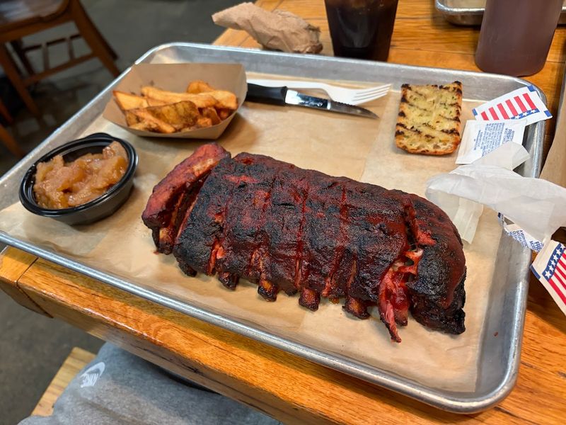 Buz And Ned's Real Barbecue