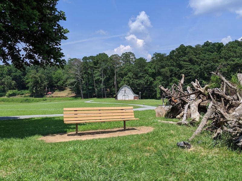 This Cozy Georgia Town Is Where Apple Pie And Calm Days Go Hand In Hand - Decor Hint Why People Keep Coming Back To This Corner Of Georgia