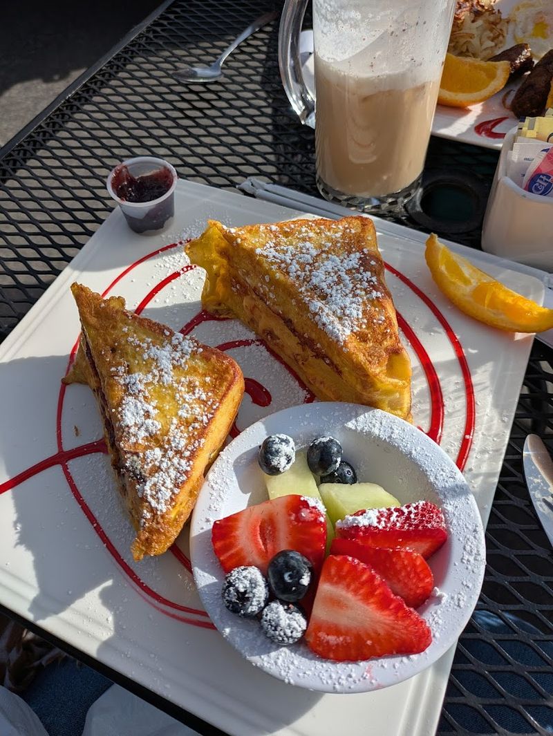 Gloria's Cafe