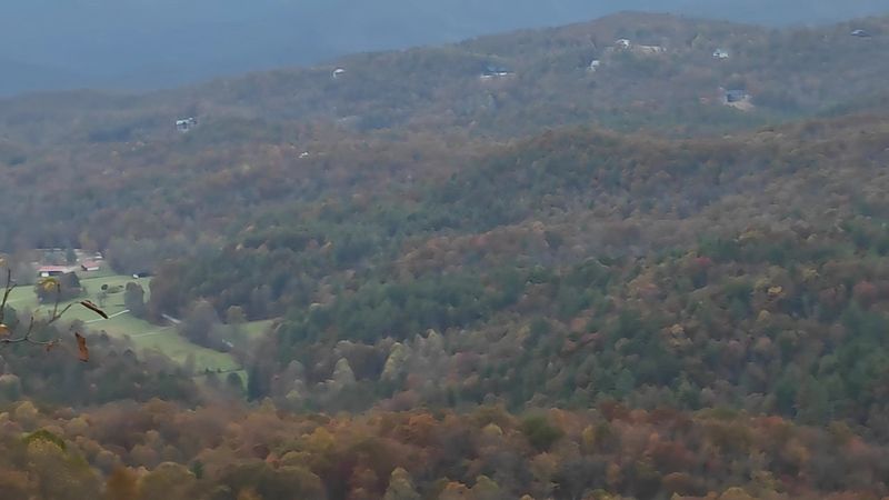 Year-Round Hiking With Distinct Seasonal Experiences Each Visit