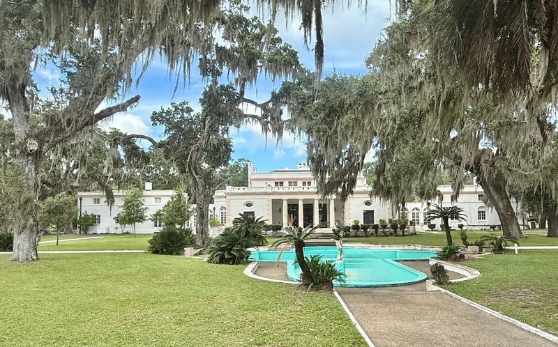 The Reynolds Mansion