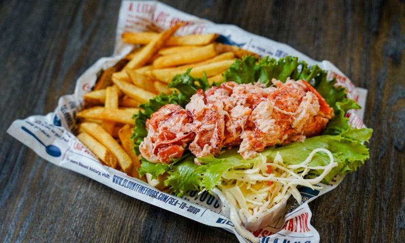 Blount Clam Shack On The Waterfront
