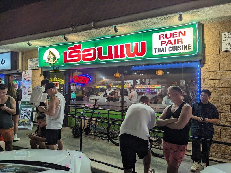 Ruen Pair, Los Angeles