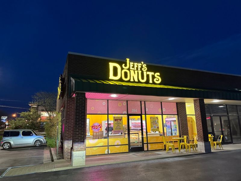 Jeff's Donuts, Lexington