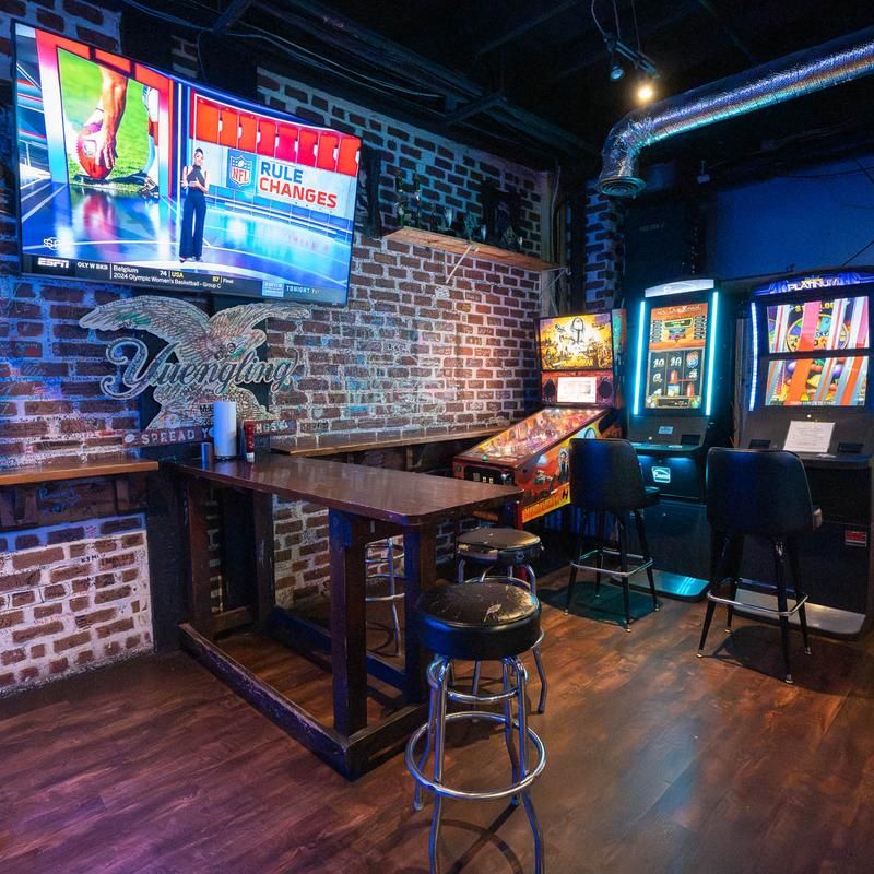 Tondee's Tavern, Savannah