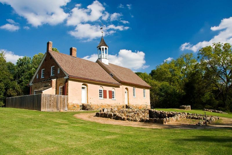 11 North Carolina Quaker And Moravian Communities In The Piedmont With Food Traditions Rooted In Colonial-Era Kitchens - Decor Hint Bethabara, Winston-Salem North Carolina