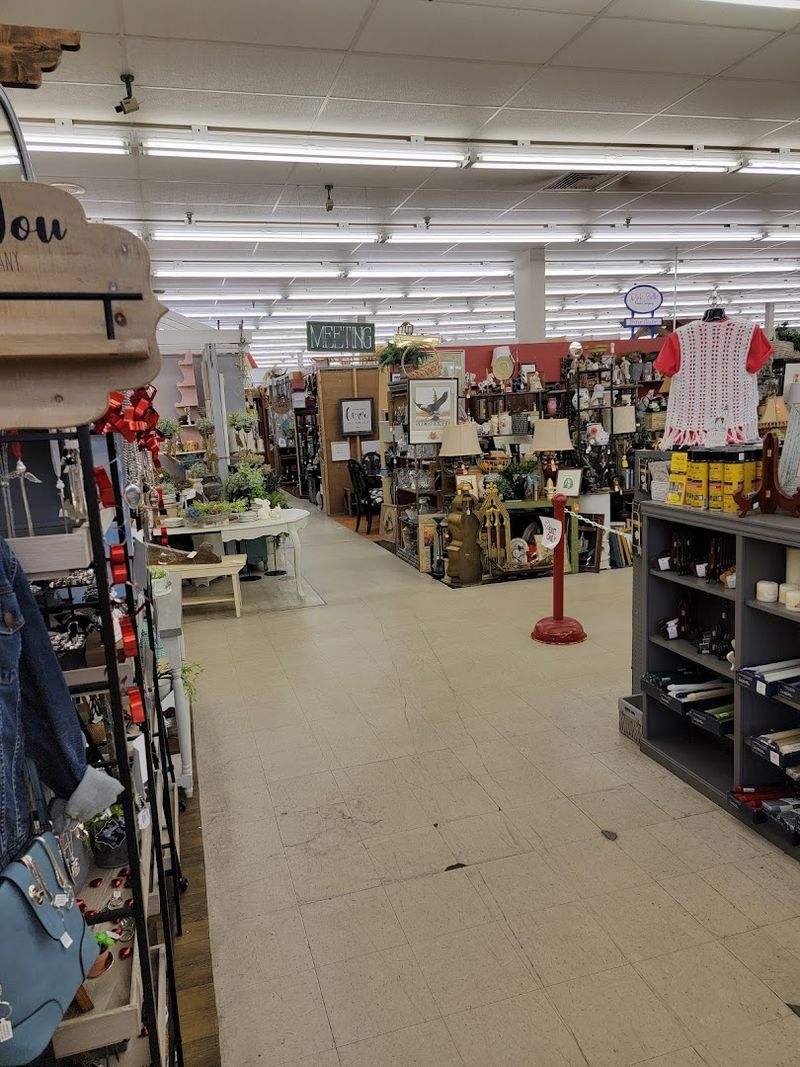 Active Social Media Presence With Over 34,000 Instagram Followers