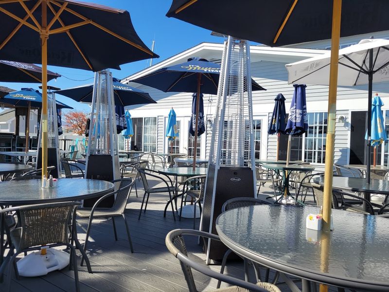 Outriggers Restaurant, Stratford