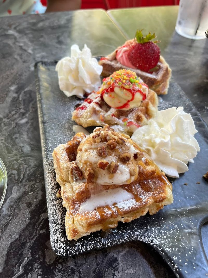 Once You Eat Brunch At These 10 Georgia Restaurants You Will Never Want To Sleep In Again - Decor Hint Crescent City Kitchen
