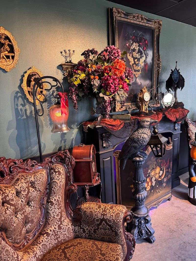 Gothic Victorian Style Is The Actual Concept