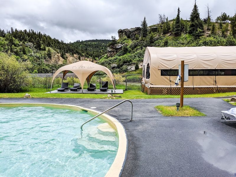 Hot Sulphur Springs Resort & Spa