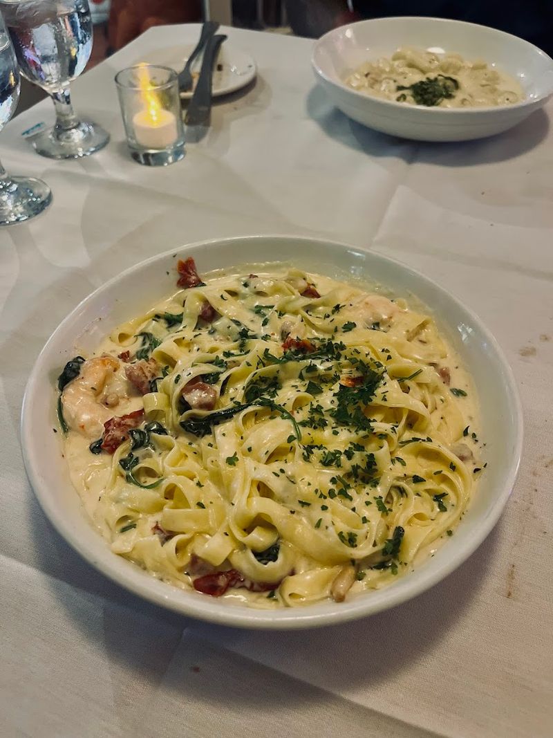 Best Italian Restaurants In Florida For A Cozy Night Out - Decor Hint La Trattoria Restaurant