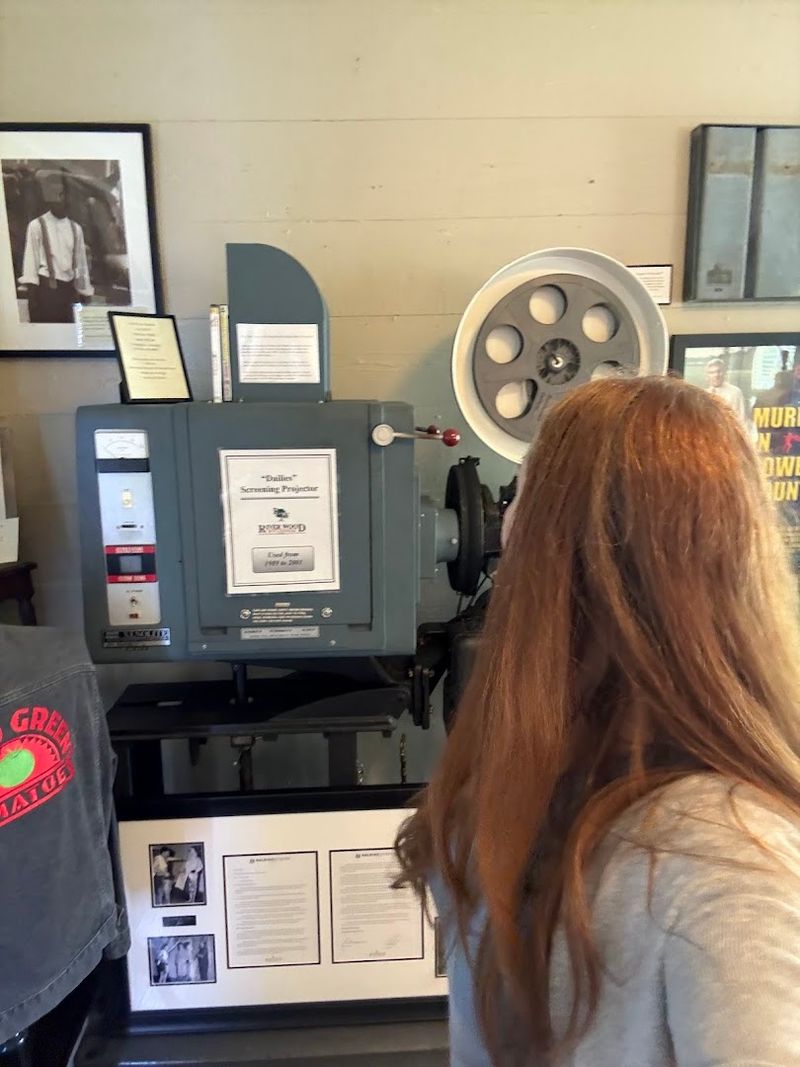 This Small Town In Georgia Is Quietly Becoming One Of The Coolest Places In The South - Decor Hint Rich Local History Preserved With Care