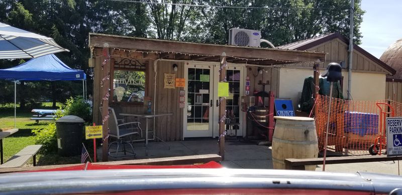 Savage Oakes Vineyard & Winery