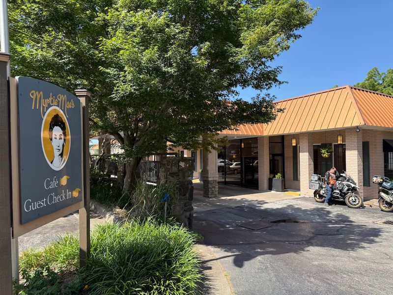 Myrtie Mae's Cafe, Eureka Springs