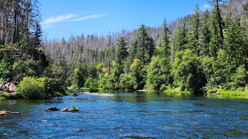 Rogue-Umpqua Scenic Byway 